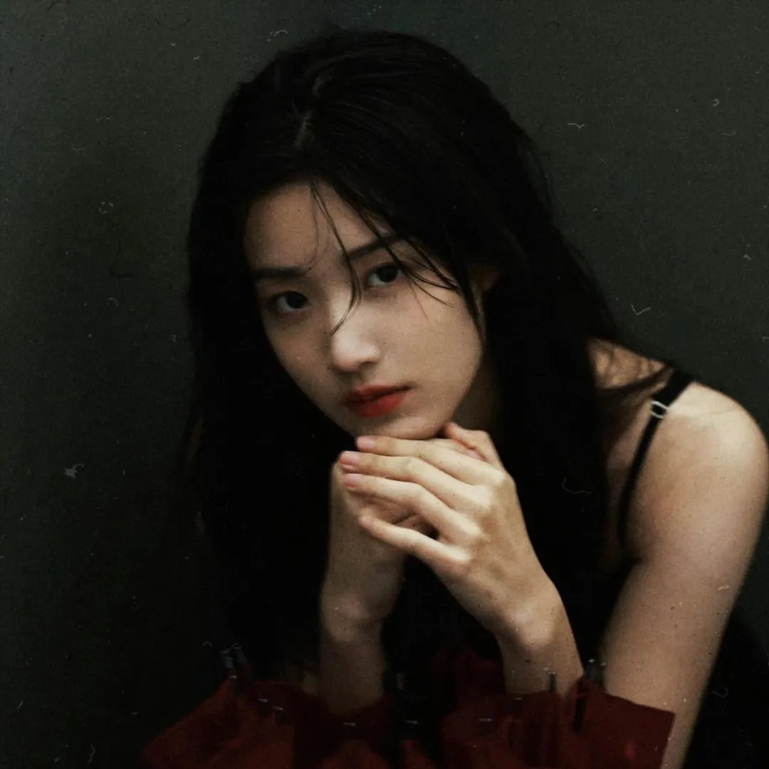 德扑女王2：双面鬼王